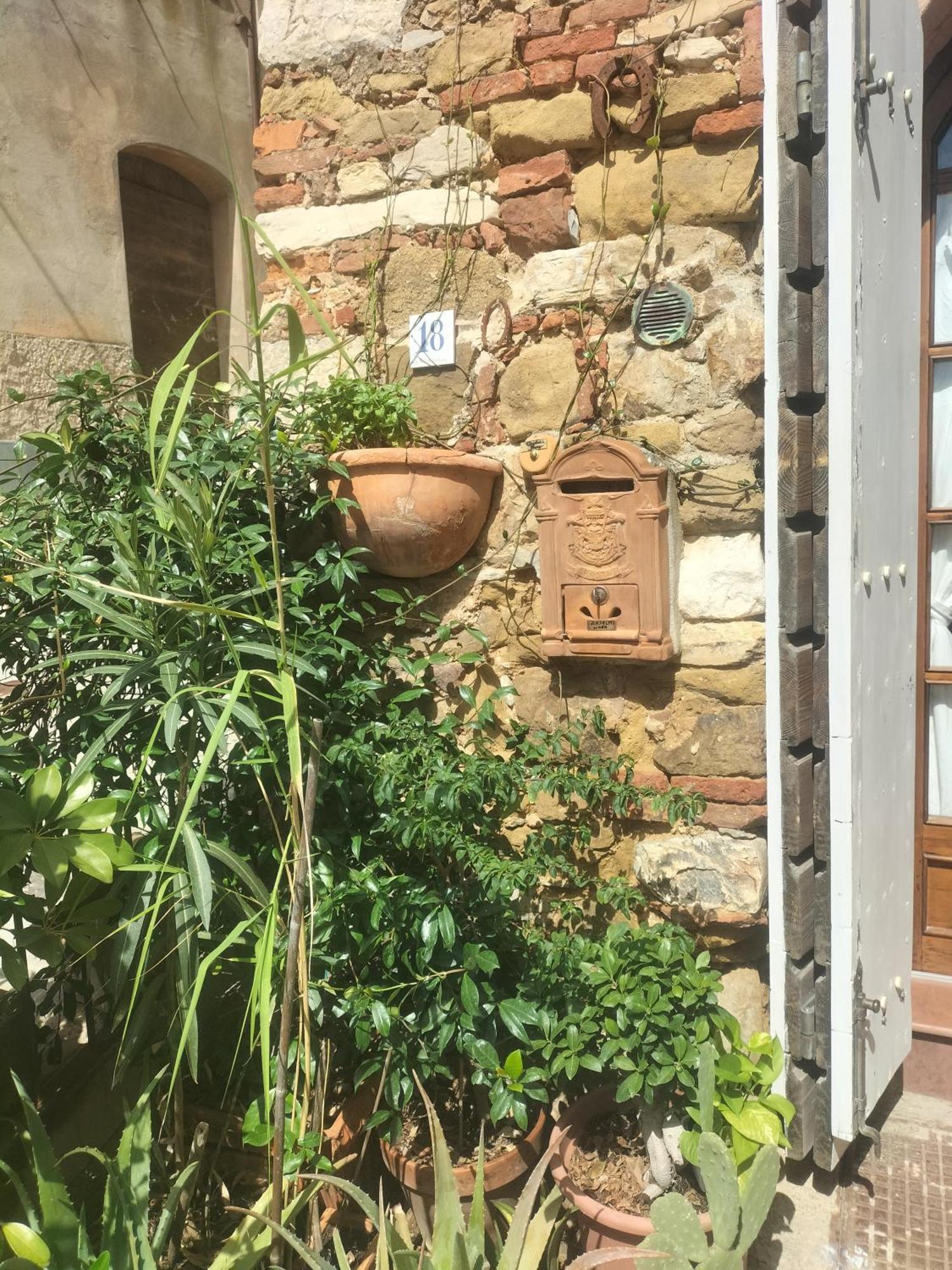Al Tuffatore Etrusco Campiglia Marittima Buitenkant foto